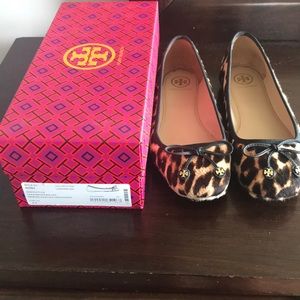 Tory Burch leopard print calf hair flats size 8.5